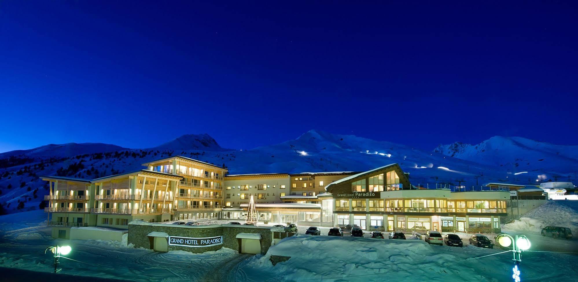 Grand Hotel Paradiso Passo del Tonale Exteriör bild